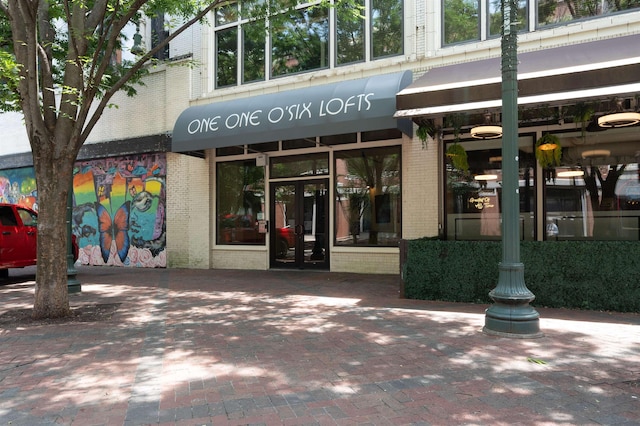92 S Main St Unit 103, Memphis, TN 38103 - entrance to property featuring brick siding