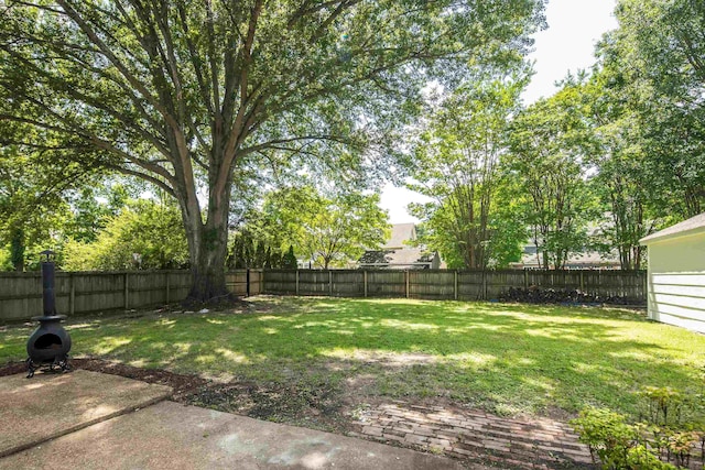 1149 Abbeville St, Collierville, TN 38017 - fenced backyard with a patio