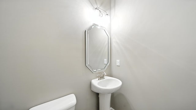 131 Pritchett Cv, Munford, TN 38058 - bathroom with toilet