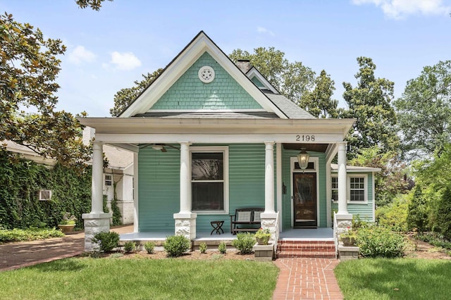 2198 Harbert Ave, Memphis, TN 38104 - view of front facade with a porch