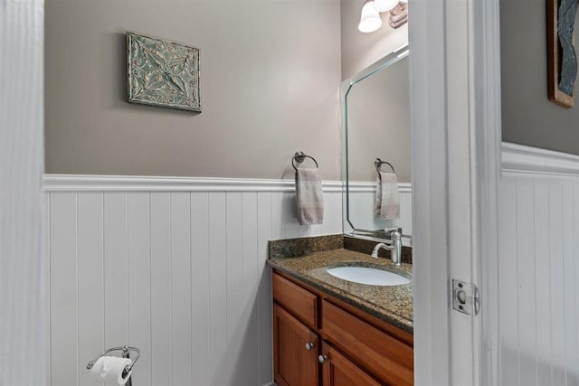 1775 Lisson Cv, Collierville, TN 38017 - bathroom with vanity and a wainscoted wall