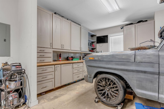 4712 Carousel Ln, Collierville, TN 38017 - garage featuring electric panel