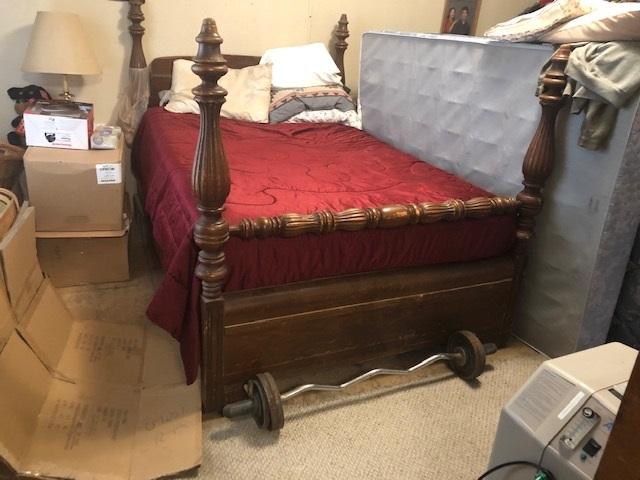 bedroom with carpet floors