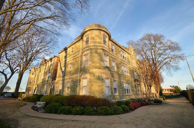 view of building exterior