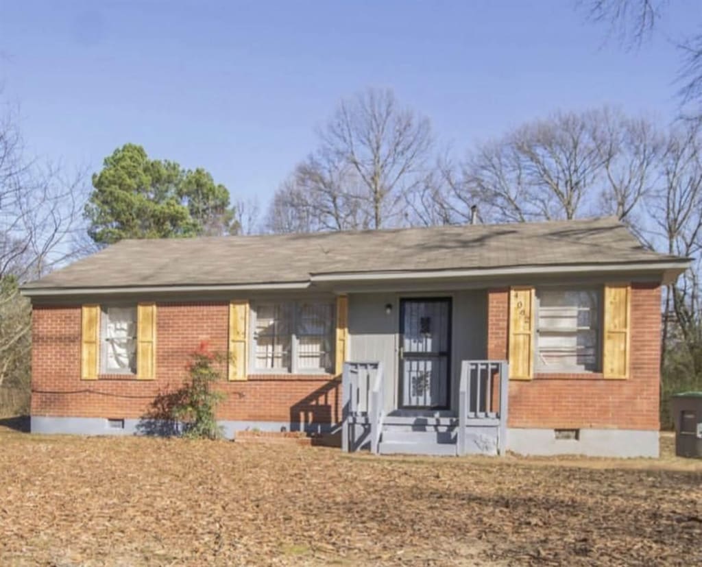 4062 Shirley Drive, Memphis, TN 38109 - photo 1