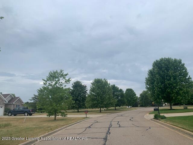2875 Trillium Creek Way, Saint Johns, MI 48879 - photo 6
