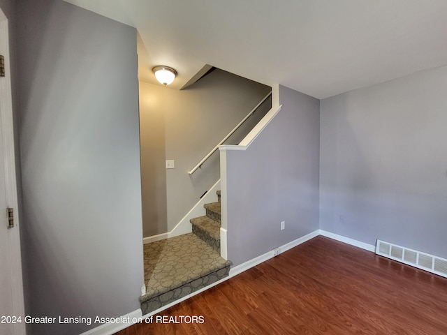 6347 Beechfield Dr, Lansing, MI 48911 - photo 5
