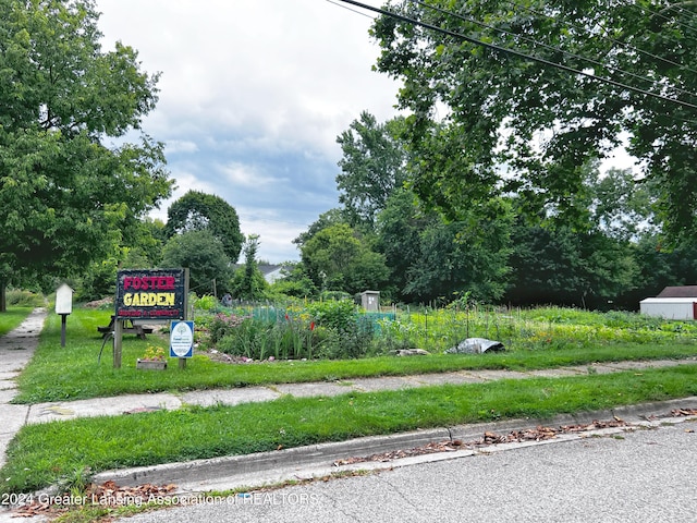 view of surrounding community