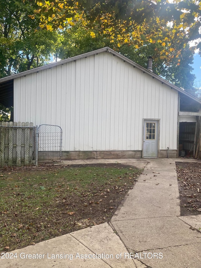 view of outbuilding