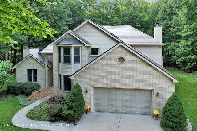 view of front of home featuring a garage