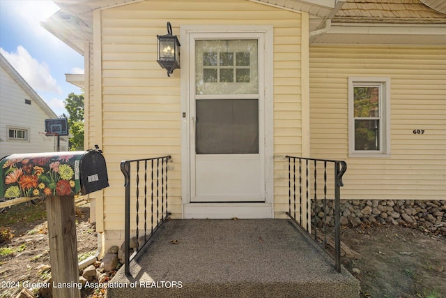 view of entrance to property