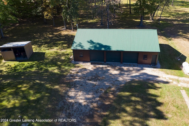 view of outdoor structure