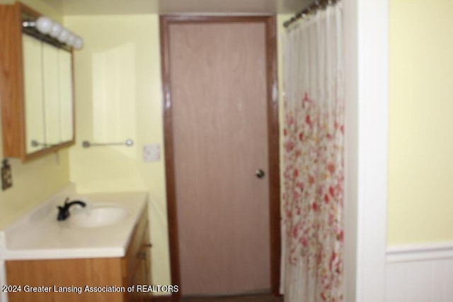 bathroom featuring vanity