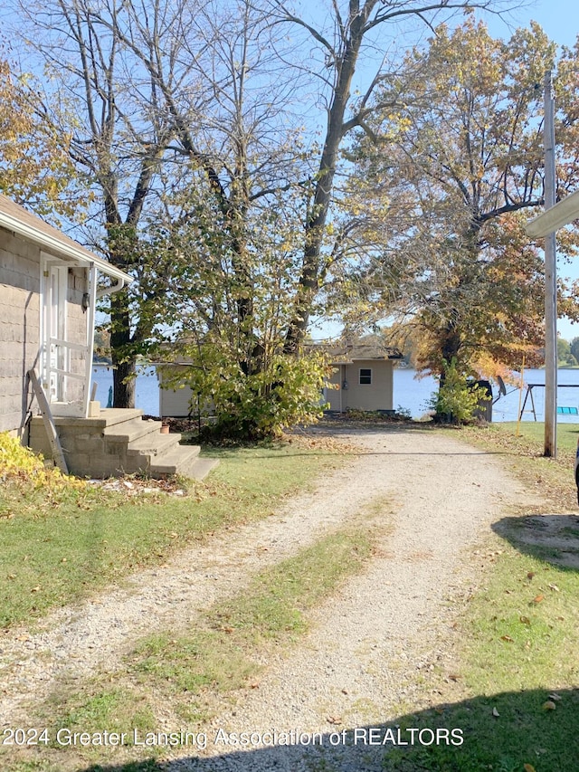 view of yard with a water view