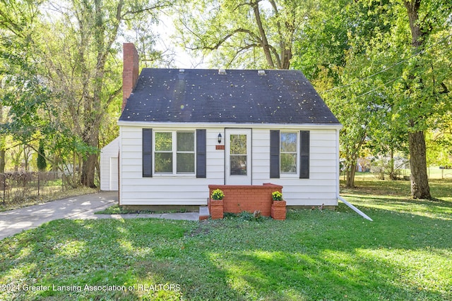 exterior space featuring a lawn