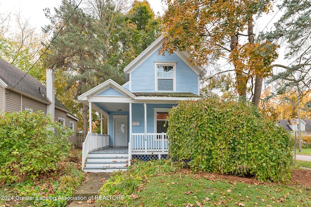 view of front of home with covered porch