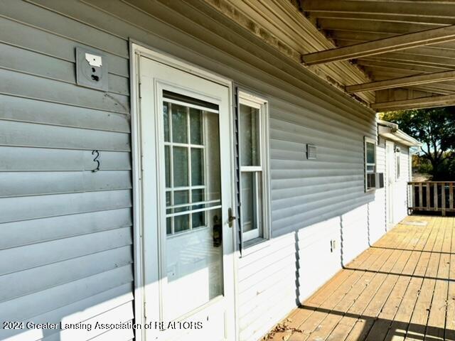 404 N Superior St, Albion, MI 49224 - photo 33