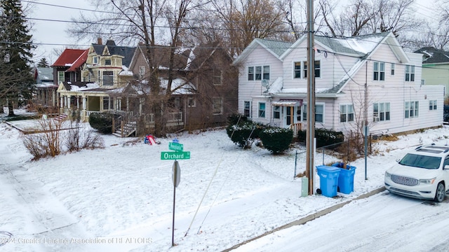 602 N Pennsylvania Ave, Lansing, MI 48912 - view of front of home featuring a residential view