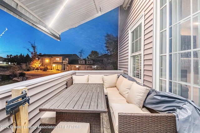 balcony featuring outdoor lounge area