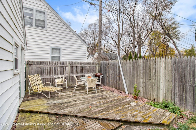 view of wooden deck