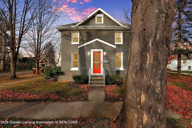 view of front of property