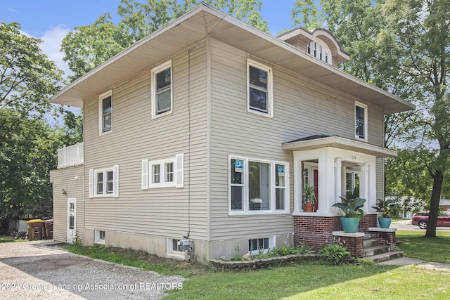 Listing photo 3 for 204 N Whittemore St, Saint Johns MI 48879