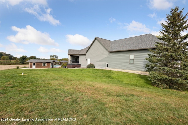 exterior space featuring a yard