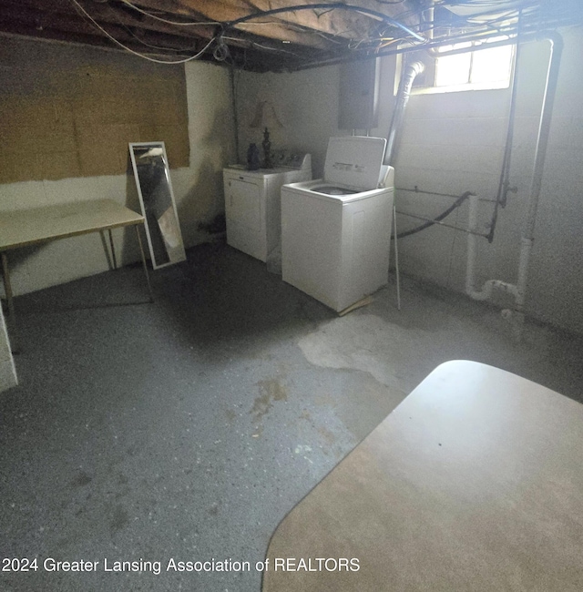 basement featuring washer and dryer