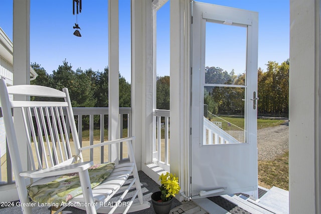 view of sunroom / solarium