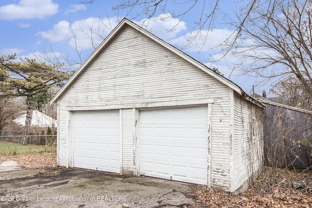 1721 Fletcher St, Lansing, MI 48910 - view of detached garage