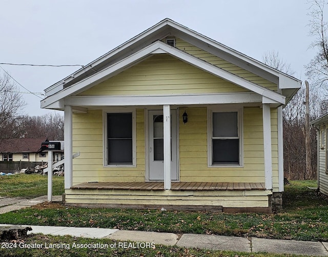 bungalow with a porch