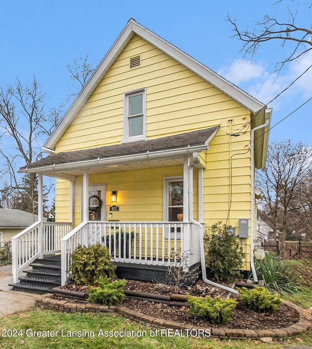 view of front of house with covered porch