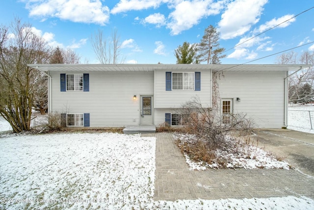 view of front of home