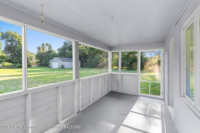 view of unfurnished sunroom