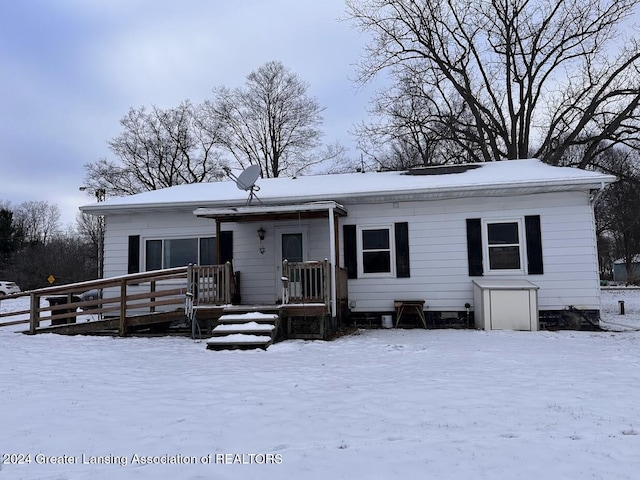 view of front of property