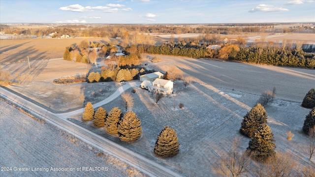 birds eye view of property featuring a rural view