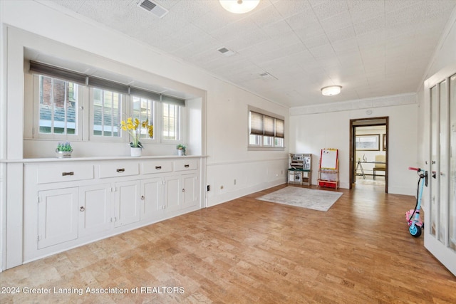 interior space featuring light hardwood / wood-style flooring