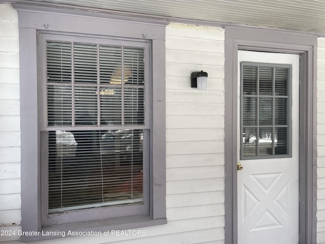 2519 S Washington Ave, Lansing, MI 48910 - photo 7