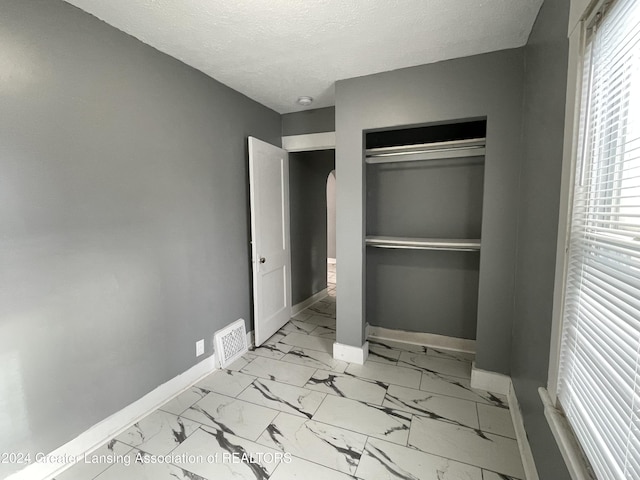 2519 S Washington Ave, Lansing, MI 48910 - photo 22