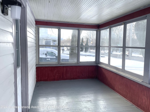 view of unfurnished sunroom