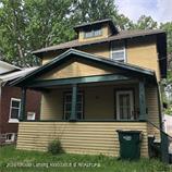 view of front facade with covered porch