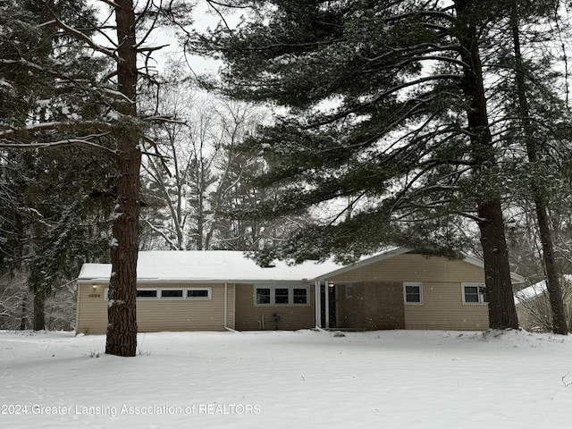 view of front of home