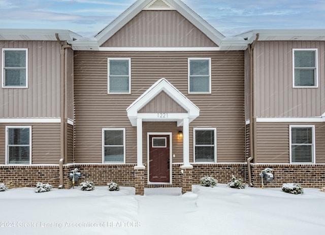 view of front of home