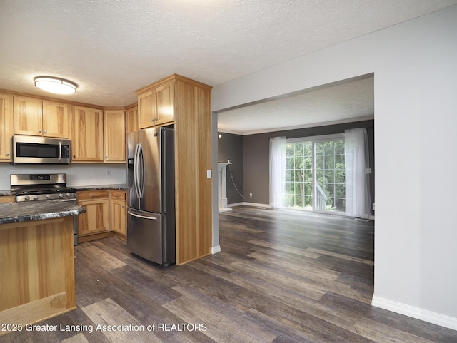 1008 Touraine Ave, East Lansing, MI 48823