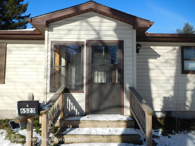 view of property entrance