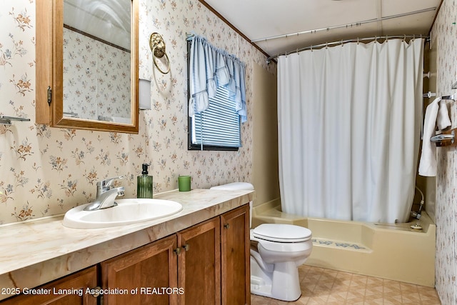 full bathroom featuring vanity, toilet, and shower / bath combo with shower curtain