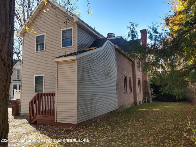 exterior space with a yard