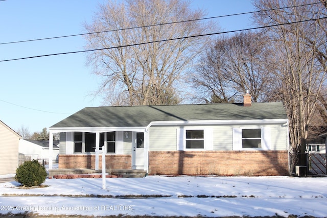 view of front of property