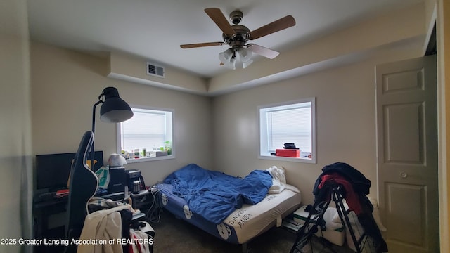 bedroom featuring ceiling fan