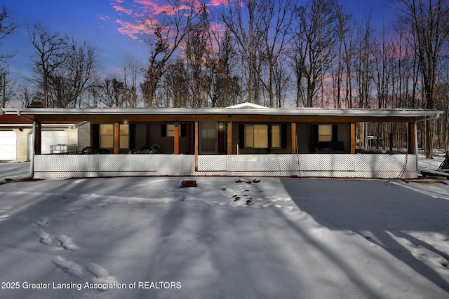 1987 W Isabella Rd, Midland, MI 48640 - view of front facade